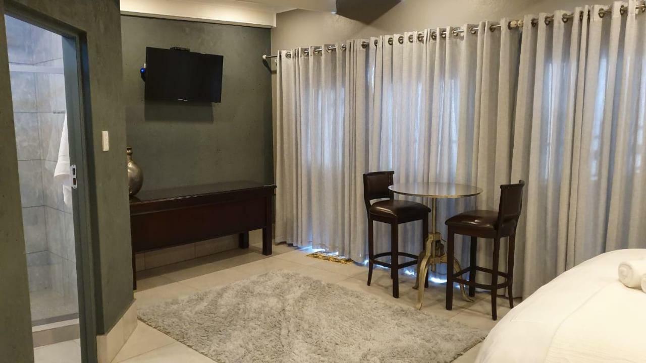 ארמלו Izimbali Lodge And Restaurant מראה חיצוני תמונה